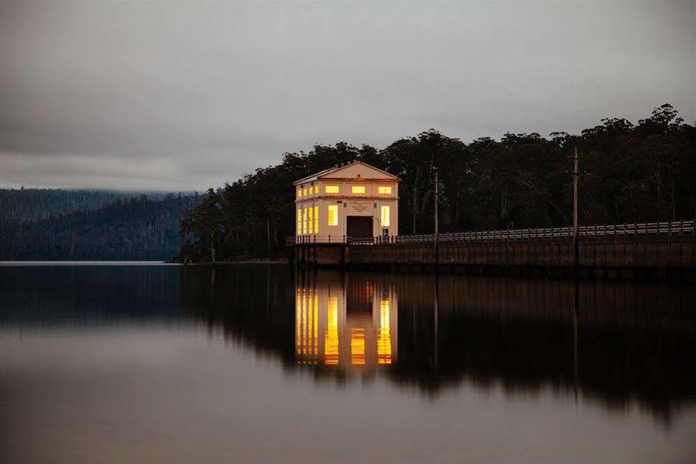 Hotel Pumphouse Point Lake St. Clair Exterior foto