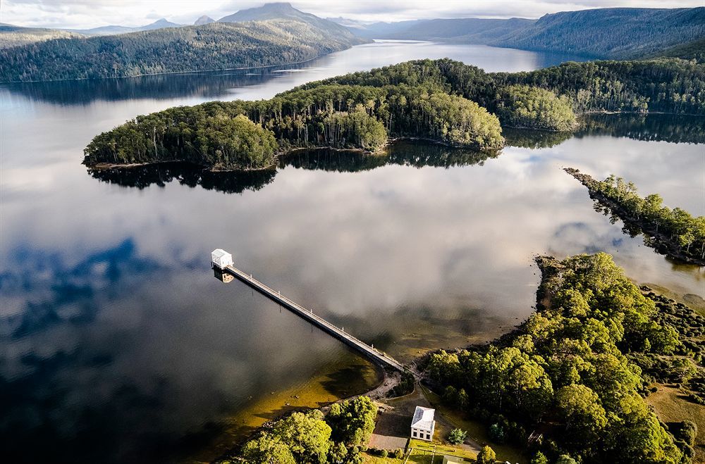 Hotel Pumphouse Point Lake St. Clair Exterior foto
